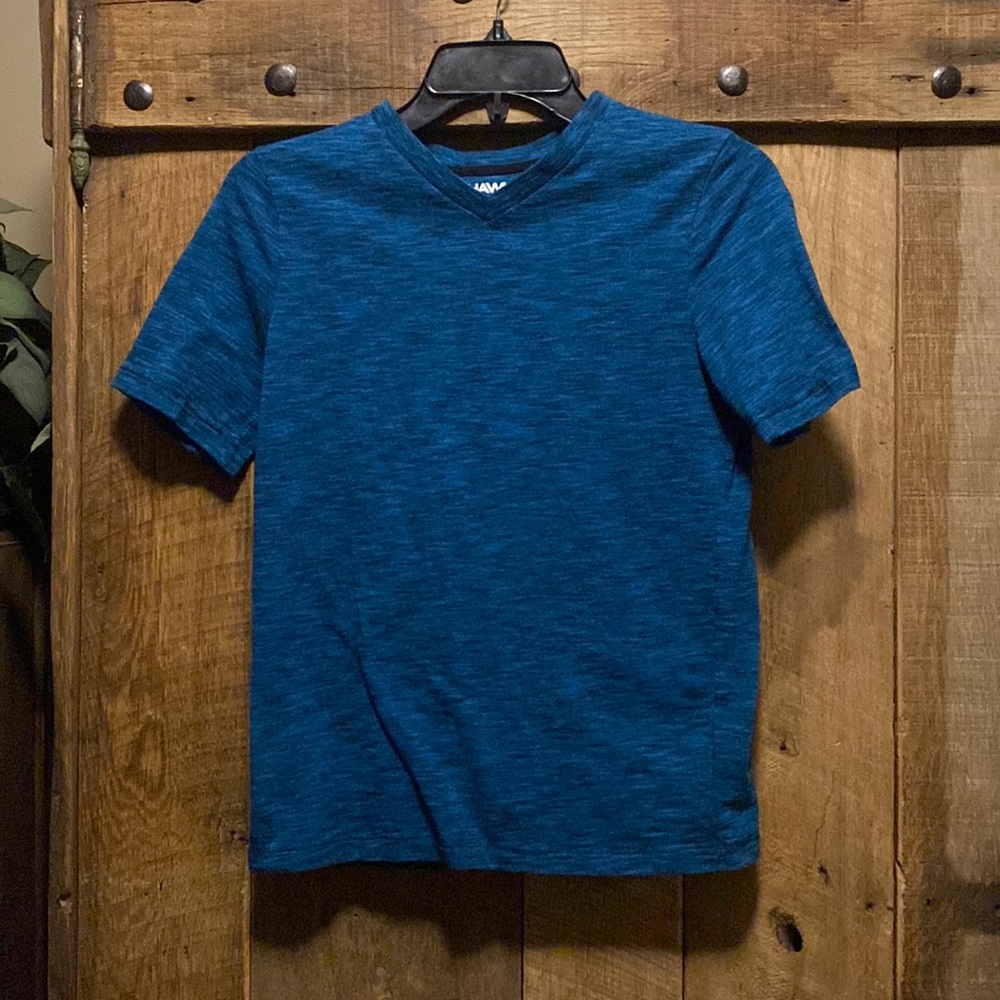 Like new! Youth L v neck Tshirt